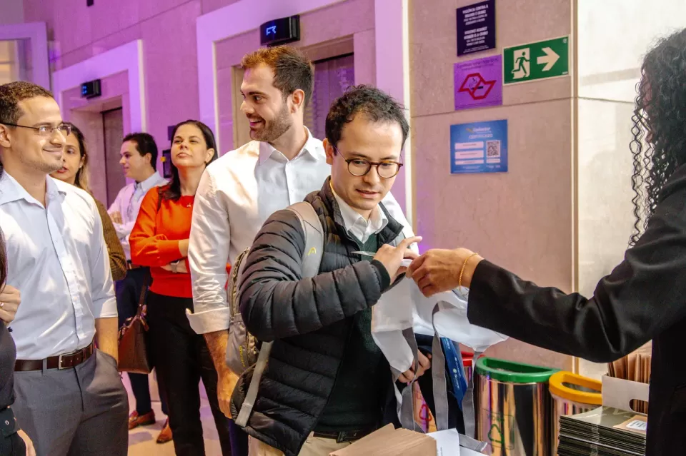Credenciamento dos participantes na chegada
